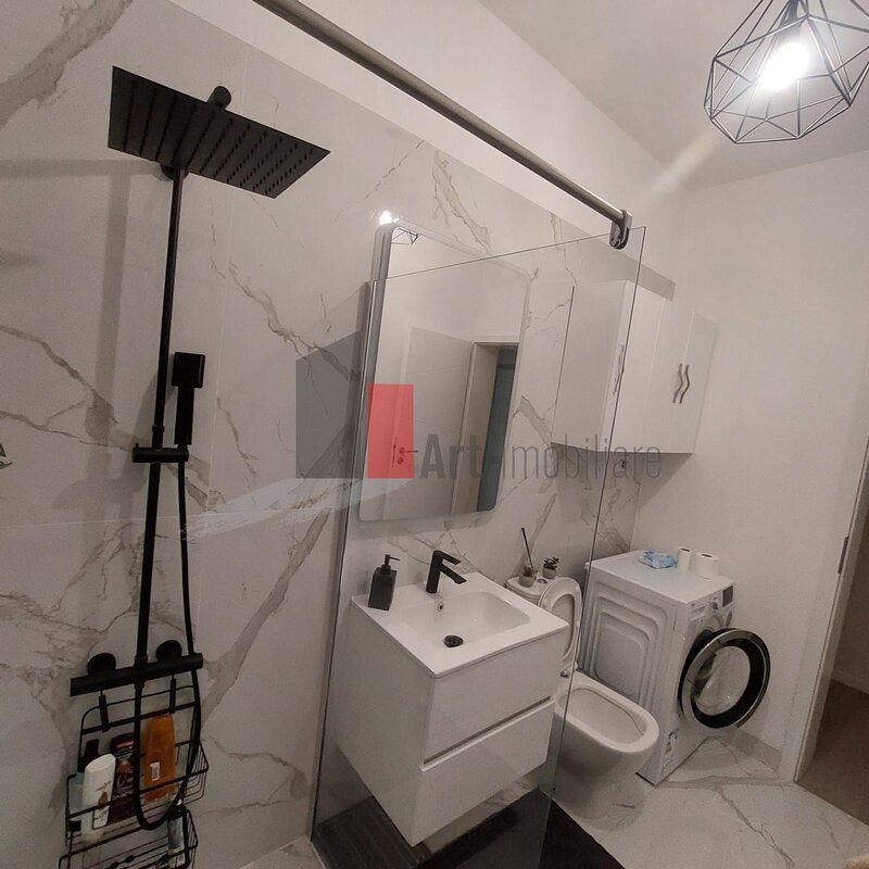 Domnesti Vanzare casa individuala, 4 camere, toate utilitatile, teren 400 mp