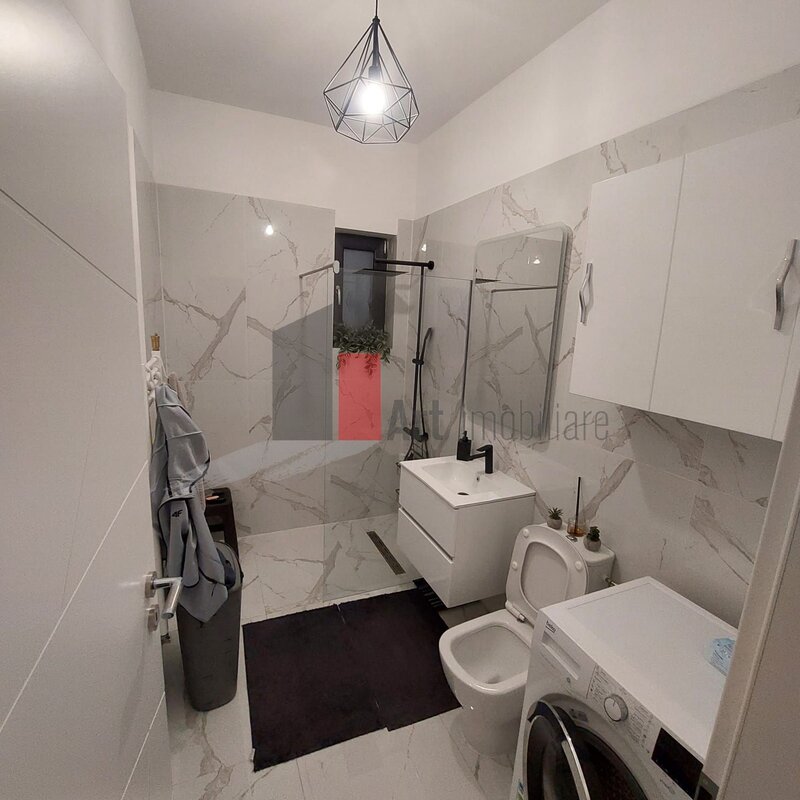 Domnesti Vanzare casa individuala, 4 camere, toate utilitatile, teren 400 mp